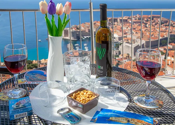 아파트 Superb View 2 *