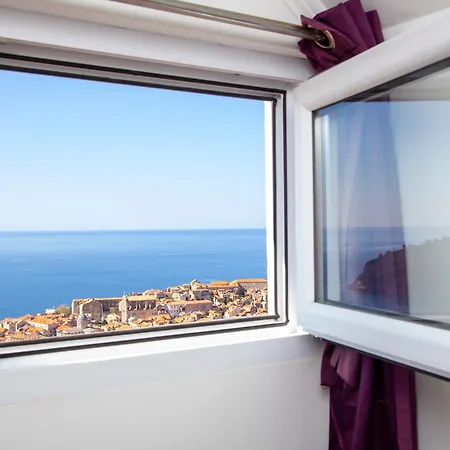 Apartment Superb View 2 *